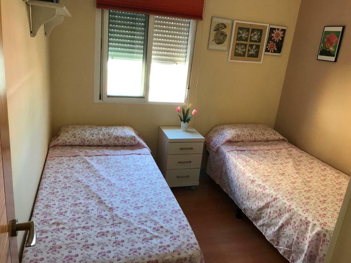Апартаменти Apartamento Centro Rincon Playa Рінкон-де-ла-Вікторія Екстер'єр фото