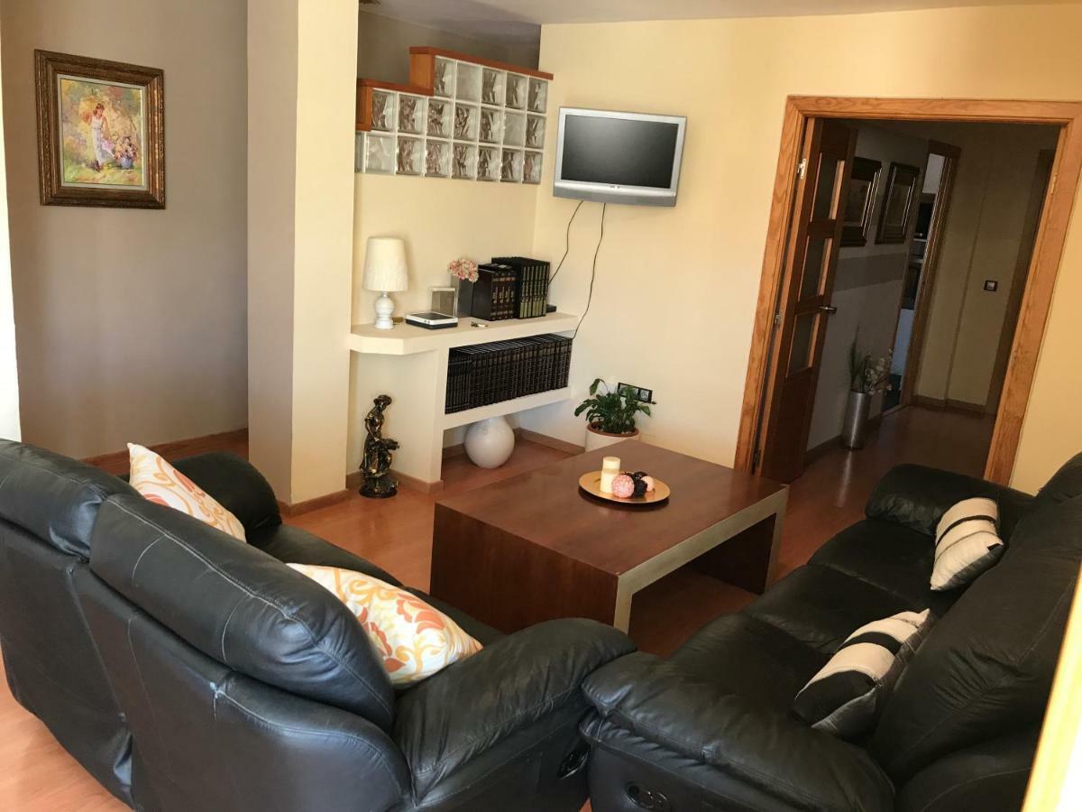 Апартаменти Apartamento Centro Rincon Playa Рінкон-де-ла-Вікторія Екстер'єр фото
